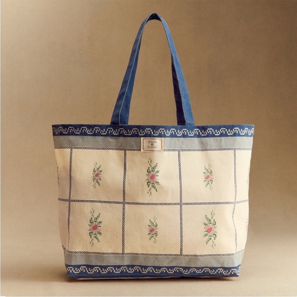 SEZANE x BAZISZT Blue Cream & Pink Classic Floral Printed Large Canvas Tote Bag